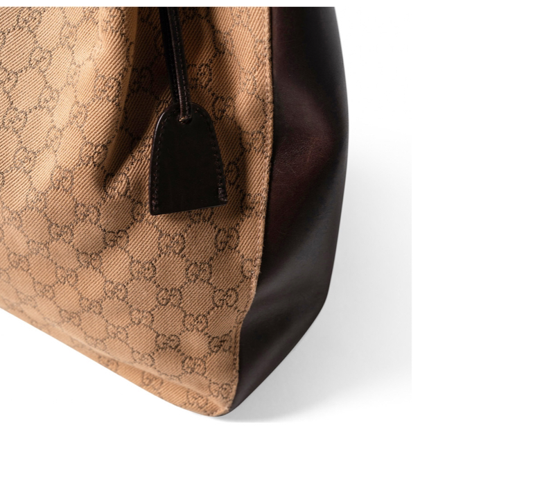 Bolso tote con monograma vintage de Gucci