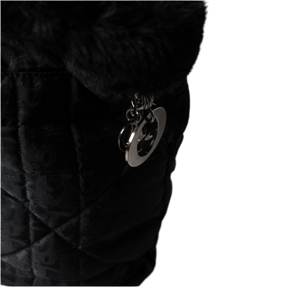 Bolso con ribete de piel de Christian Dior