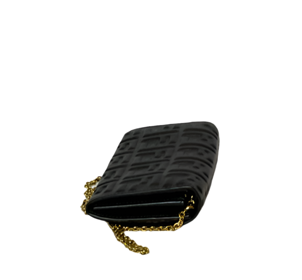 Cartera Fendi Baguette Continental con cadena, negra