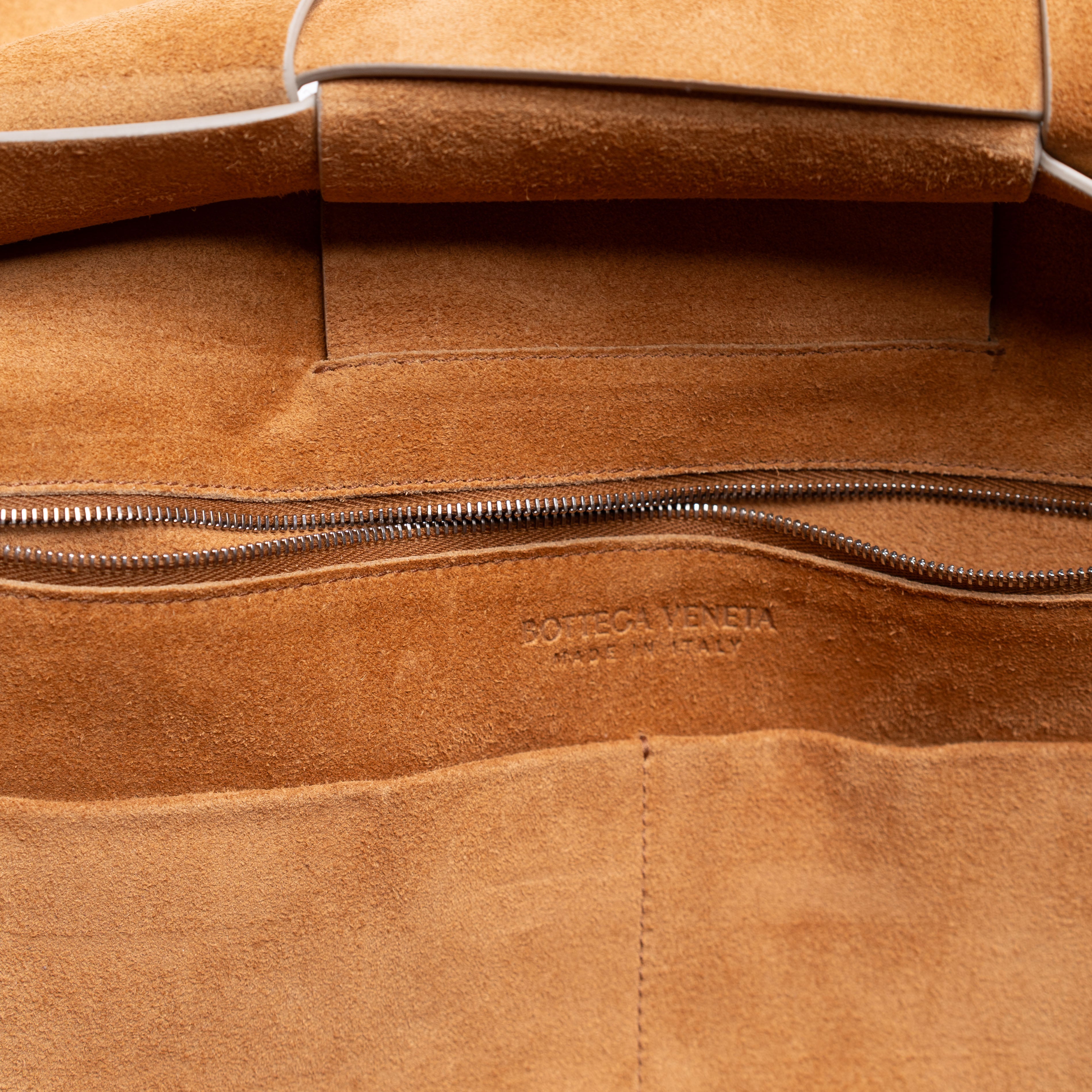 Authentic, Pre-owned Bottega Veneta Arco Intrecciato Medium Tote Bag
