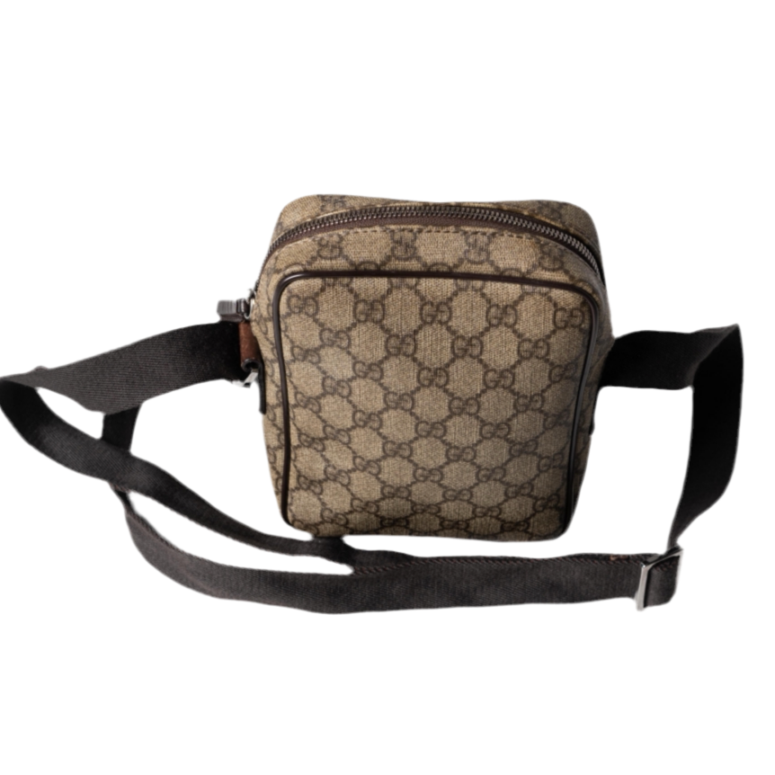 Bolso bandolera unisex Gucci Supreme con monograma GG