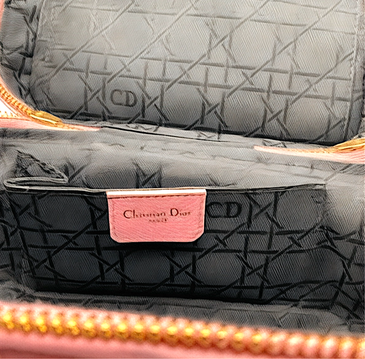 Christian Dior Vintage Lady Dior Cannage Kosmetiktasche, Rosa