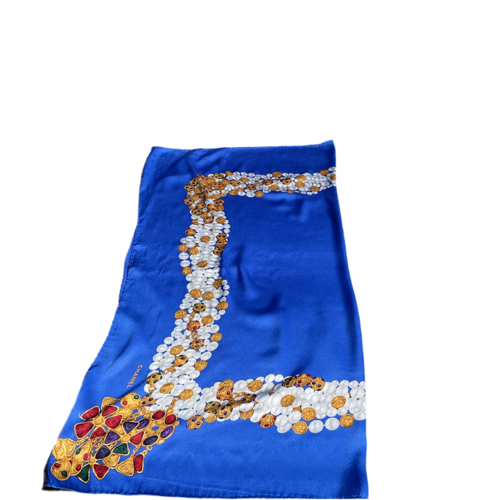 Pañuelo de seda con estampado de medallón de Chanel