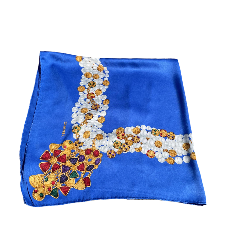 Pañuelo de seda con estampado de medallón de Chanel