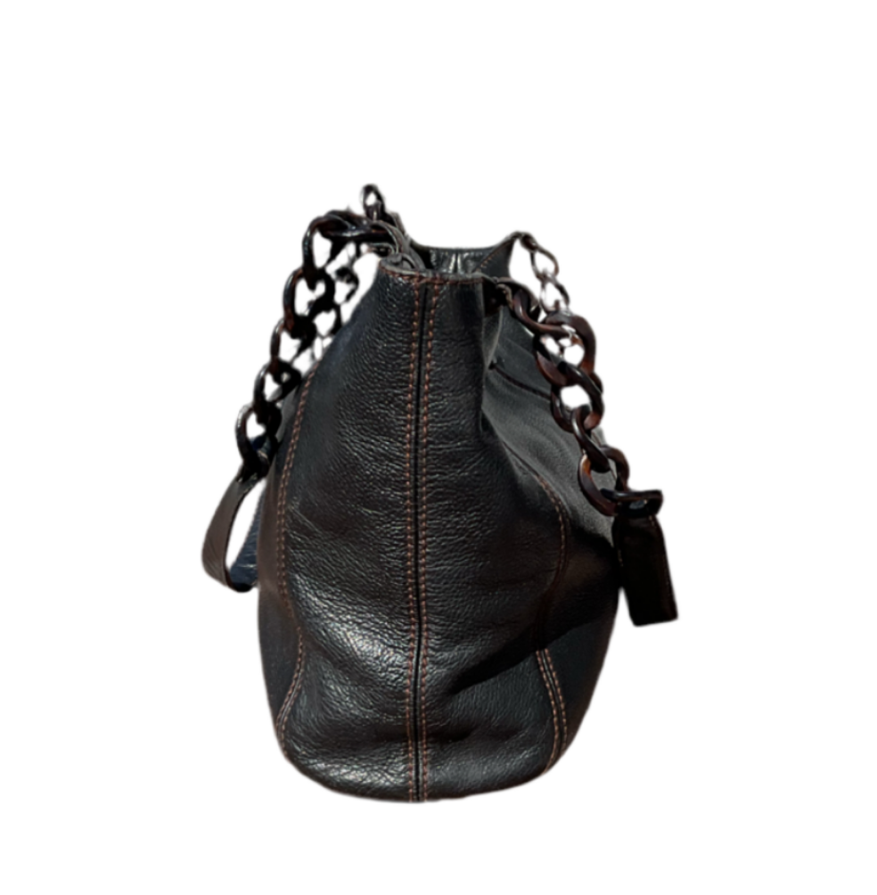 Bolso tote Chanel de piel y cadena de madera con asa