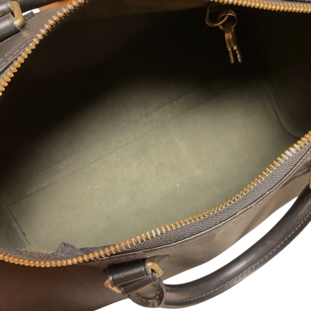 Authentic, Pre-owned Louis Vuitton Epi Speedy 30, Black