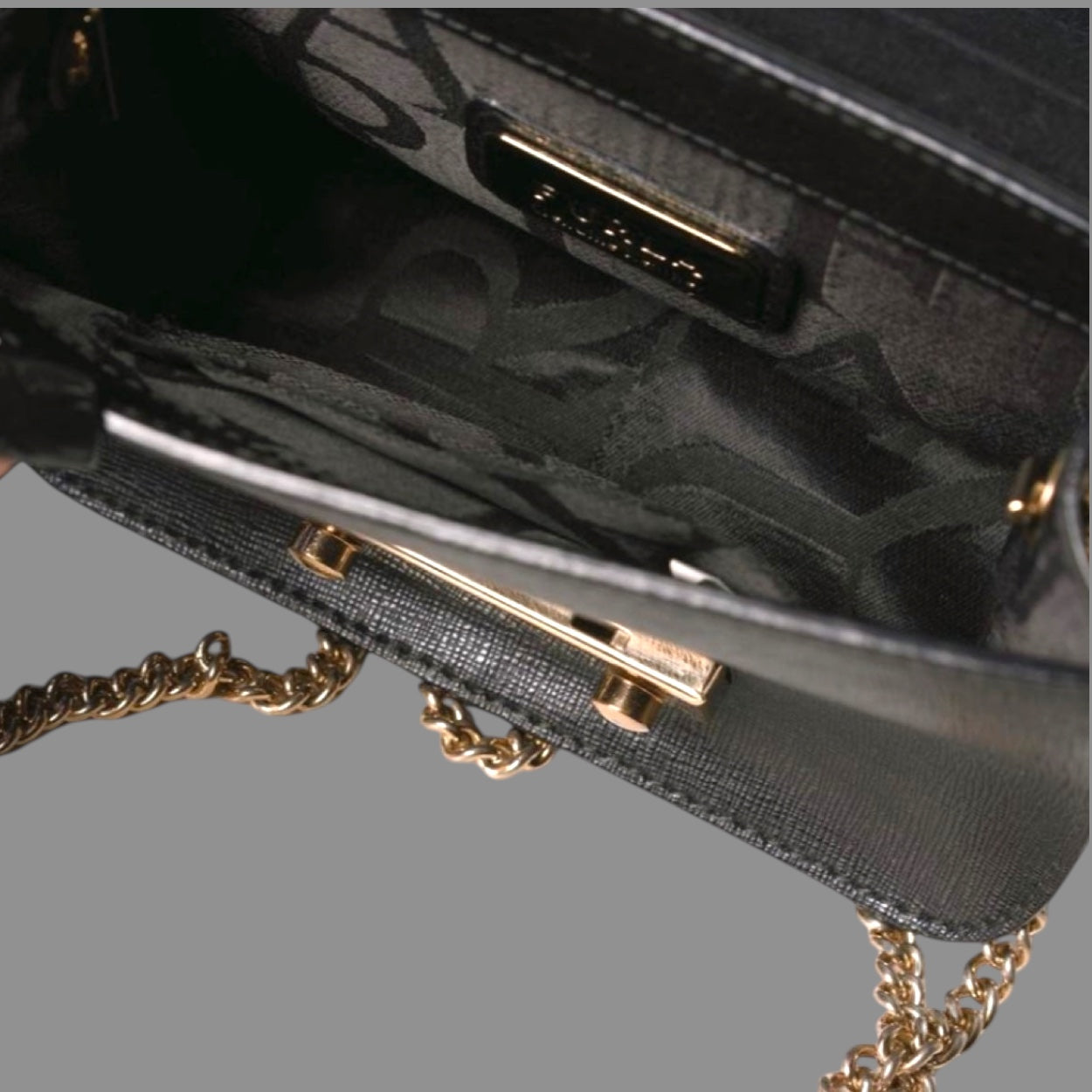 Bolso bandolera Furla, negro