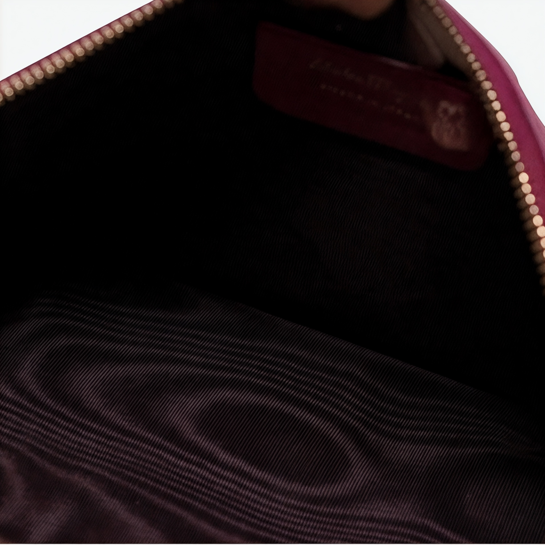 Bolso de mano de piel Salvatore Ferragamo, color fucsia