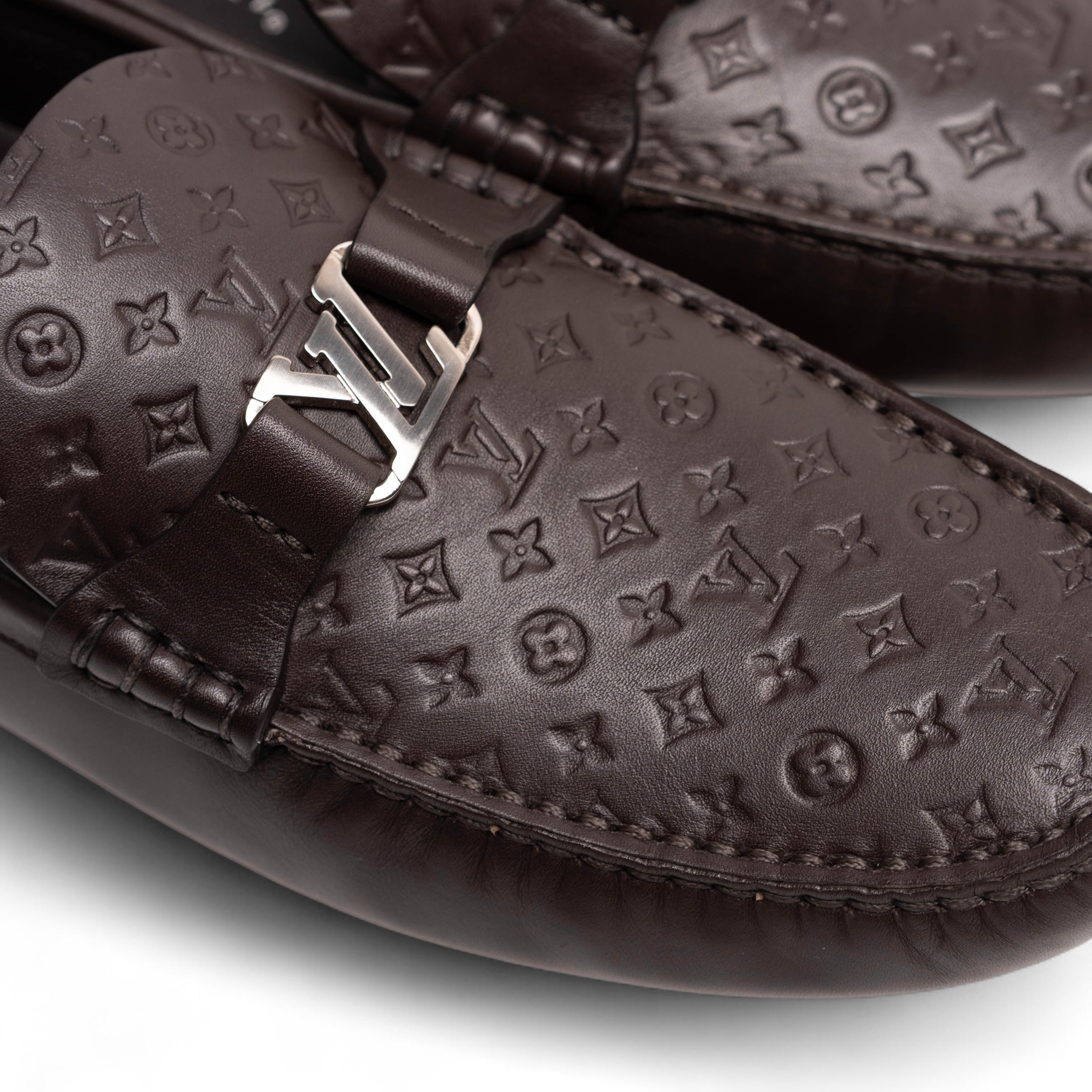 Authentic, Pre-owned, Unused Men's Louis Vuitton Silverstone Moccasins, Brown, US 9
