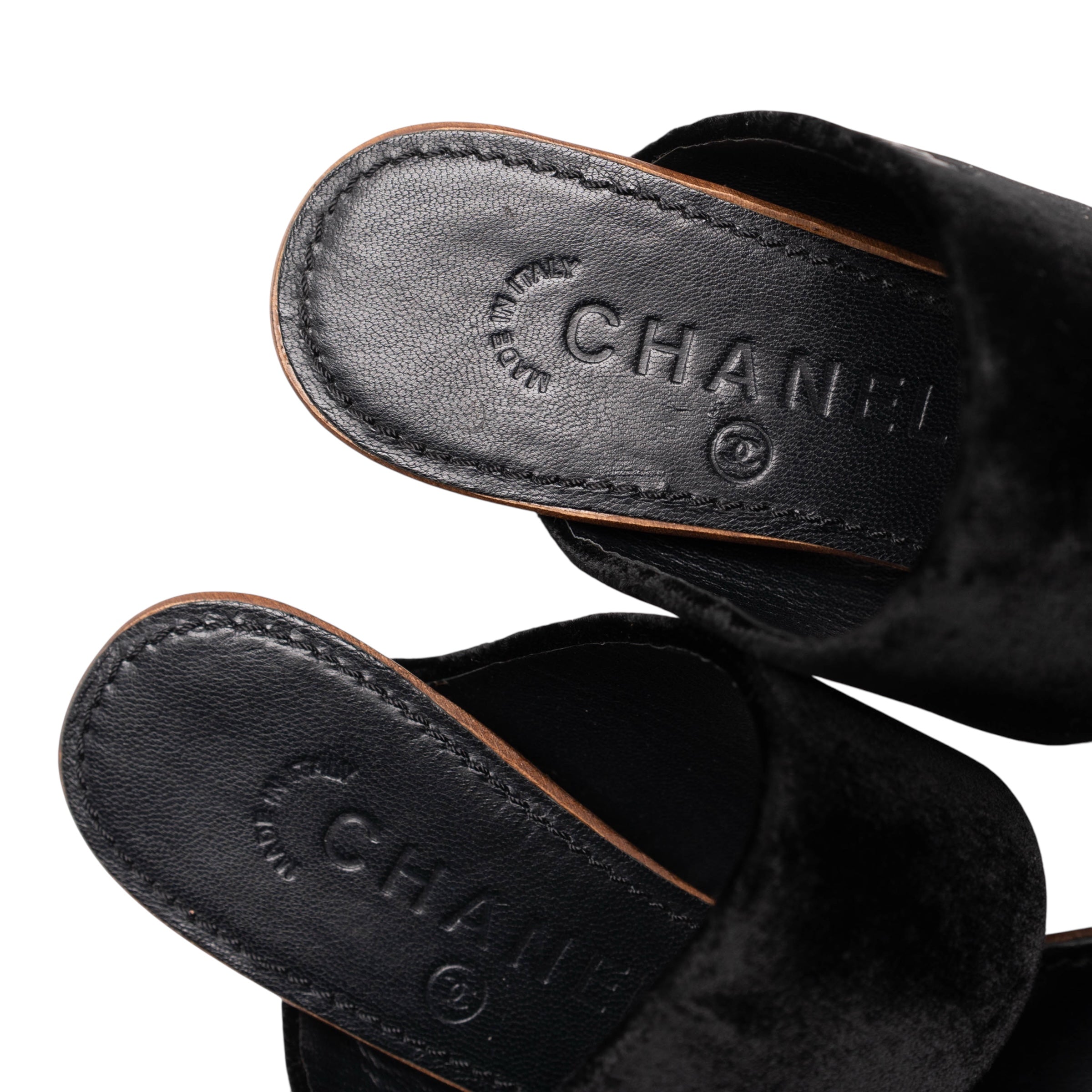 Chanel Vintage-Plateau-Sandalen aus Samt, US 7,5