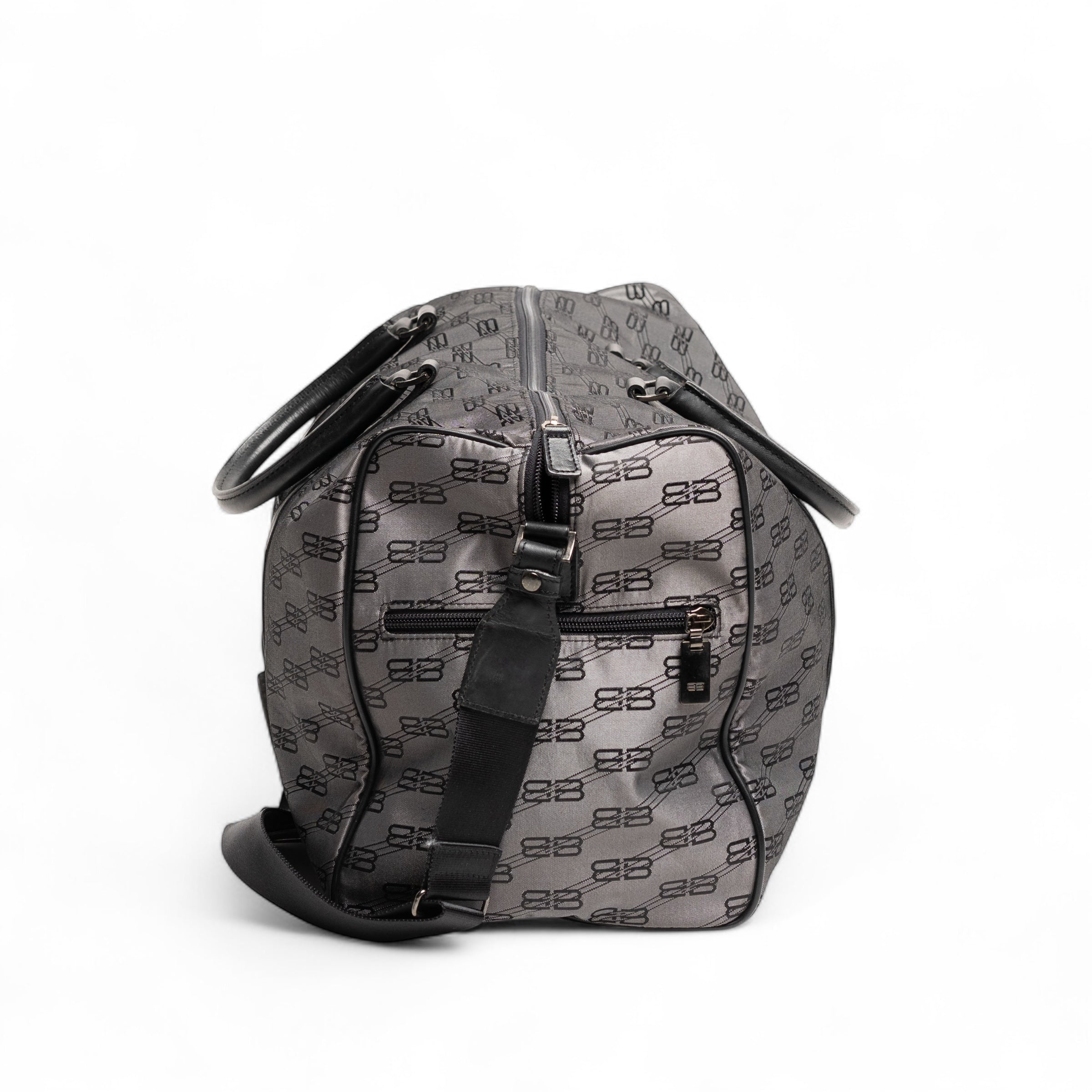 Balenciaga Reisetasche mit Monogramm-Print, Silbergrau