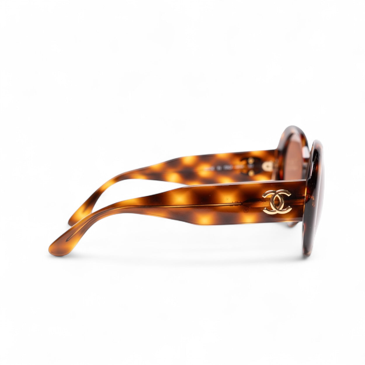 Authentic, Pre-owned Chanel Vintage Gold Tortoise Shell Sunglasses #0014 80