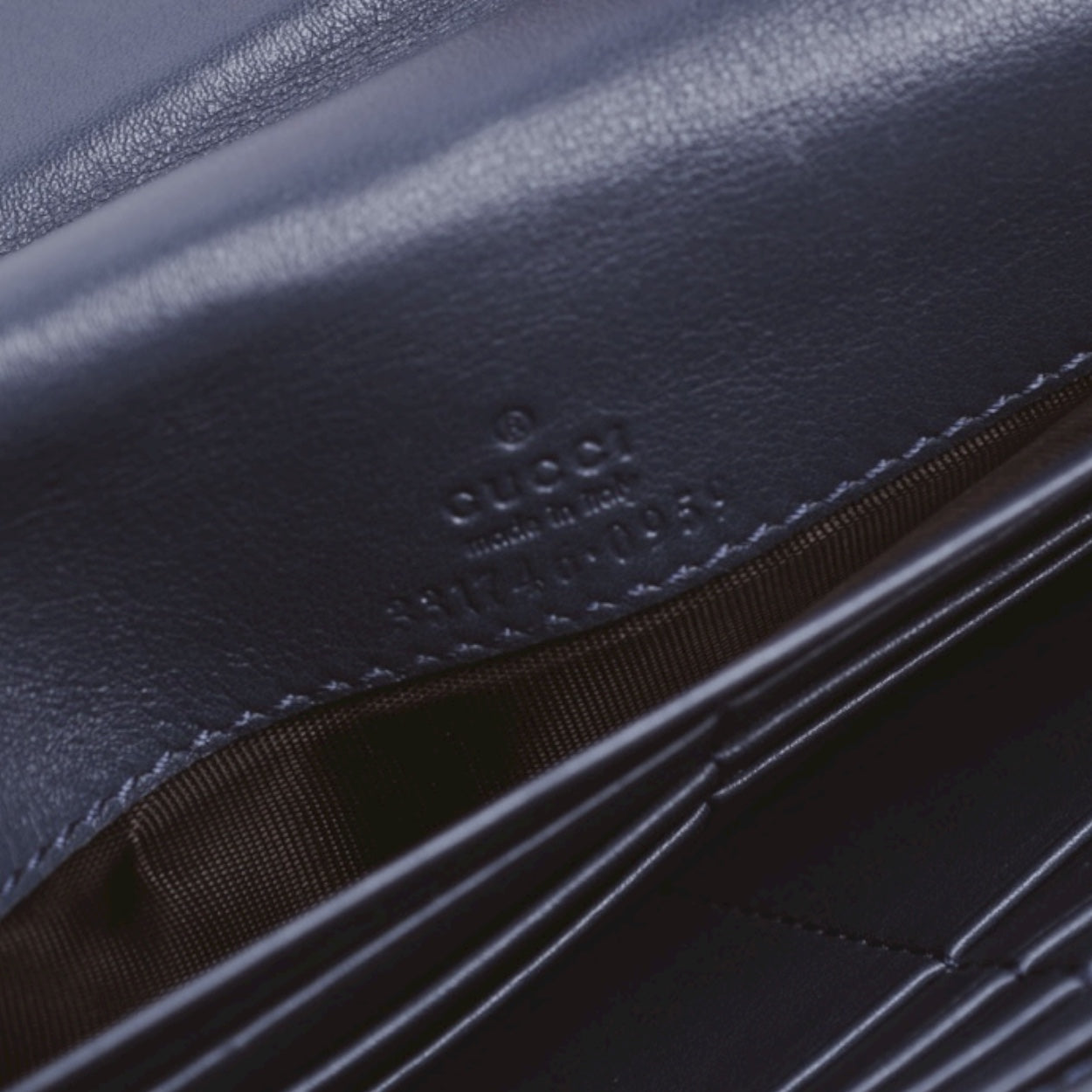 Authentic, Pre-owned Gucci Python Lady Lock Wallet On A Chain